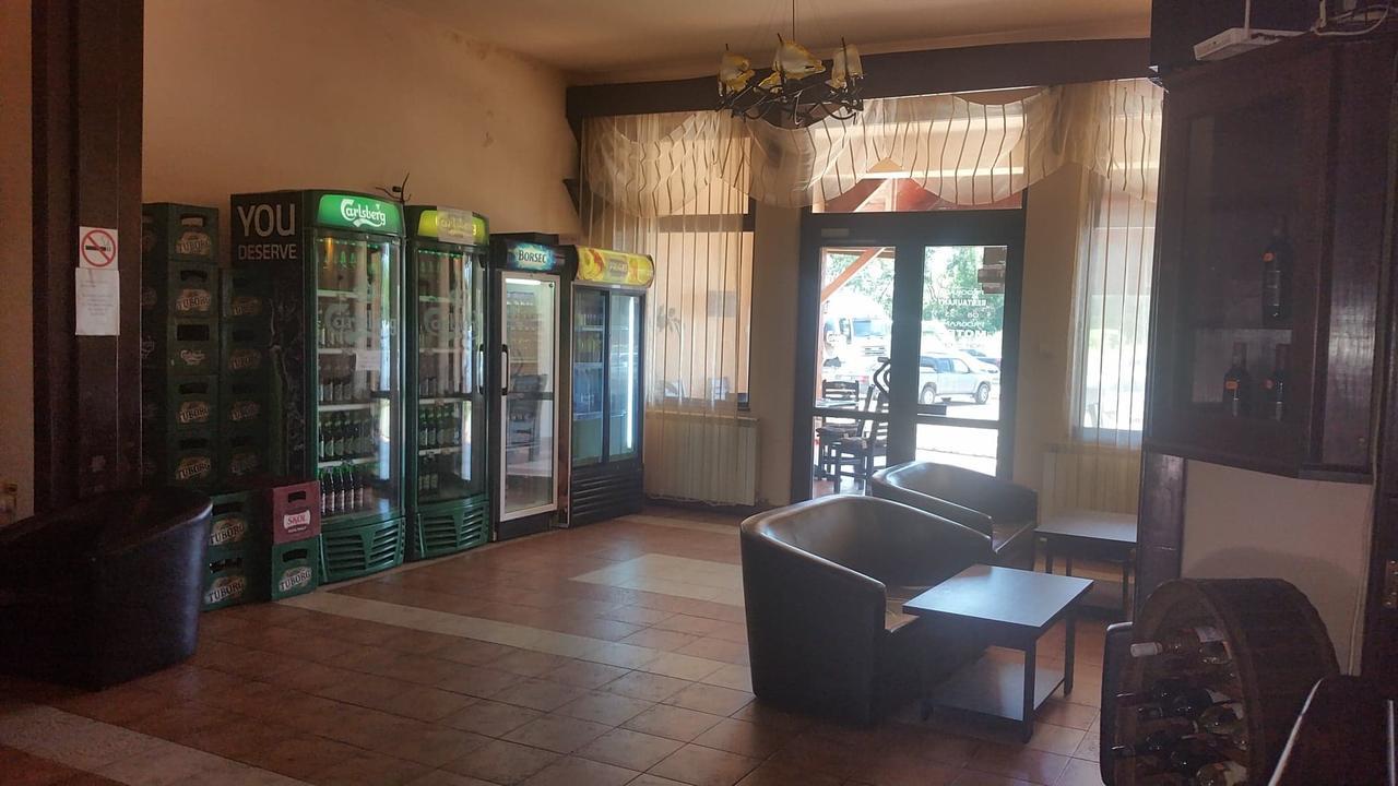 Motel Restaurant Lowe Deva Exterior photo